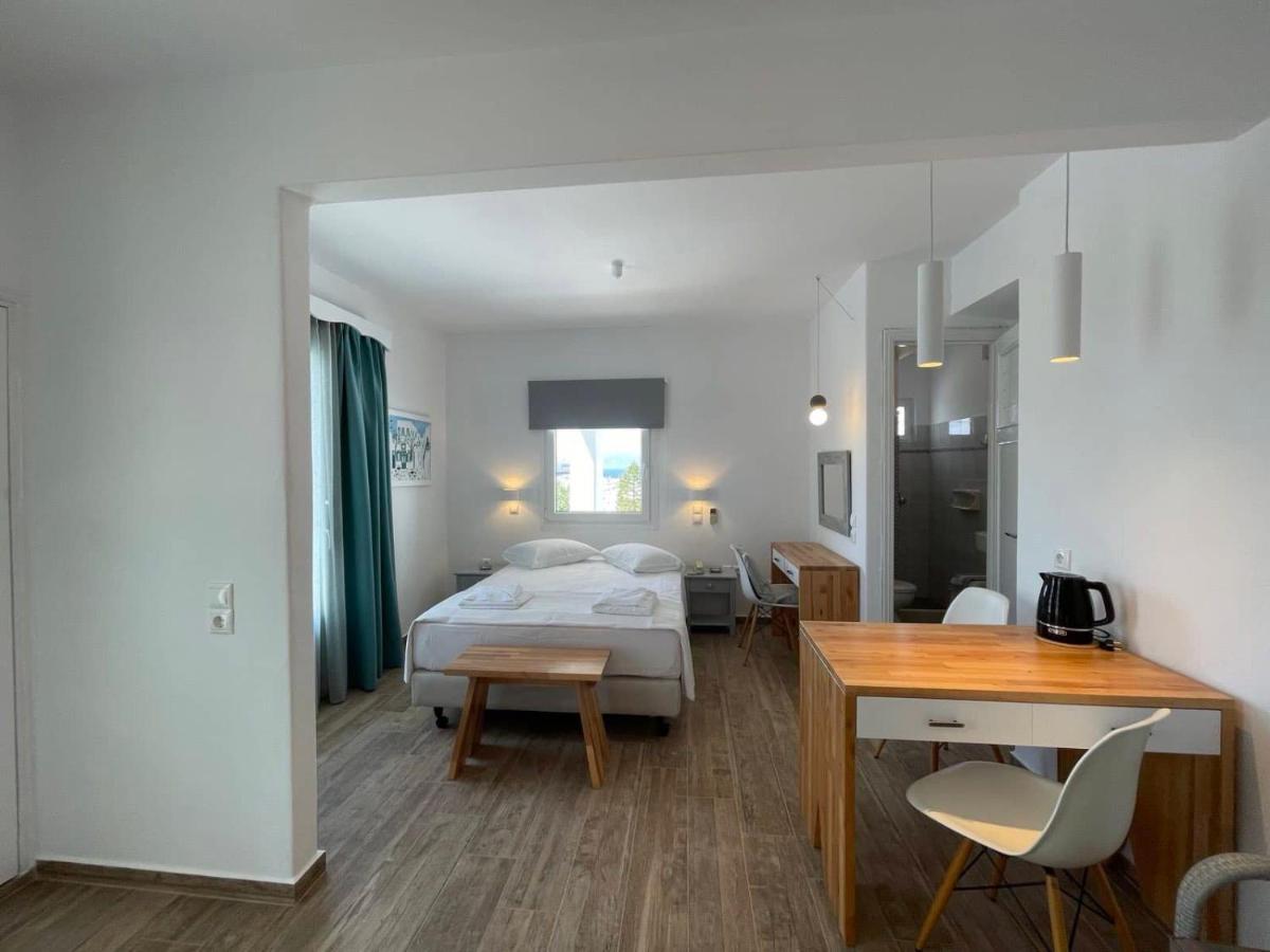 Maria Elena - Hotel *