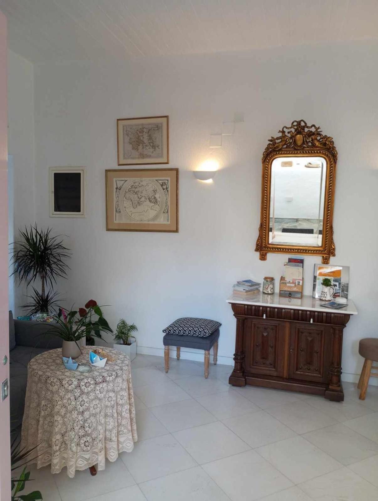 Maria Elena - Hotel